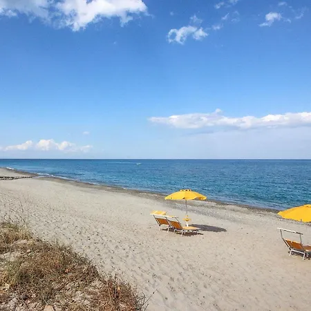 Сasa de vacaciones In With Kitchen Noto